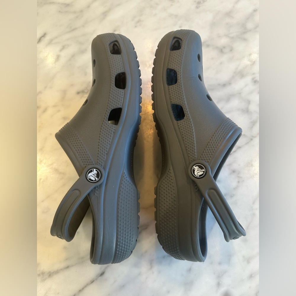 Crocs Classic Clog in Slate Grey - Size Men’s 9 / Women’s 11 - Picture 3 of 11